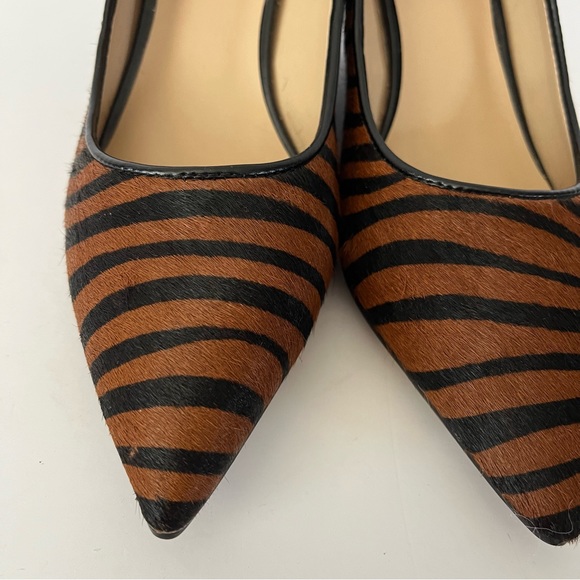 Franco Sarto Calf Hair Tiger Stripe Wedge Pumps NWOT Size 5.5 - Picture 4 of 11